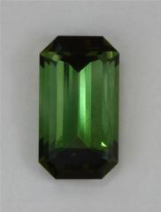Nice green emerald cut with dark ends
