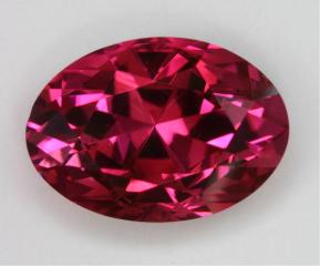 Great pink in a deeply cut oval