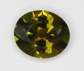 Green to brownish gold color changer, oval