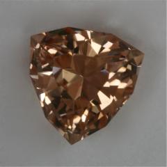 Very nice eye clean pastel peach shield cut.