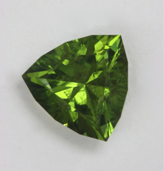 A bit hazy, but still spicy green trilliant cut.  #178