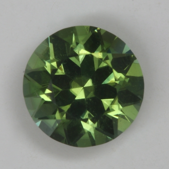 A nice middle of the road evenly green droplet of color.  #185