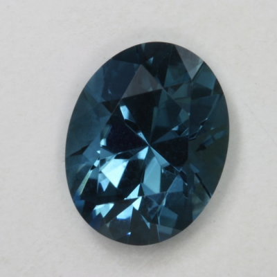 oval eye clean blue tourmaline gem