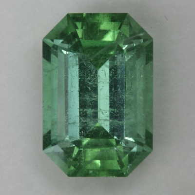 emerald green copper flaw tourmaline gem