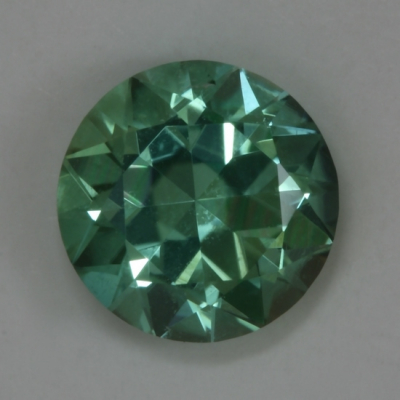 round brilliant green clean tourmaline gem