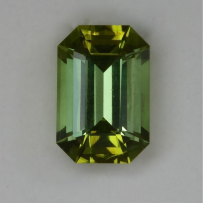 emerald cut yellow green eye clean tourmaline gem